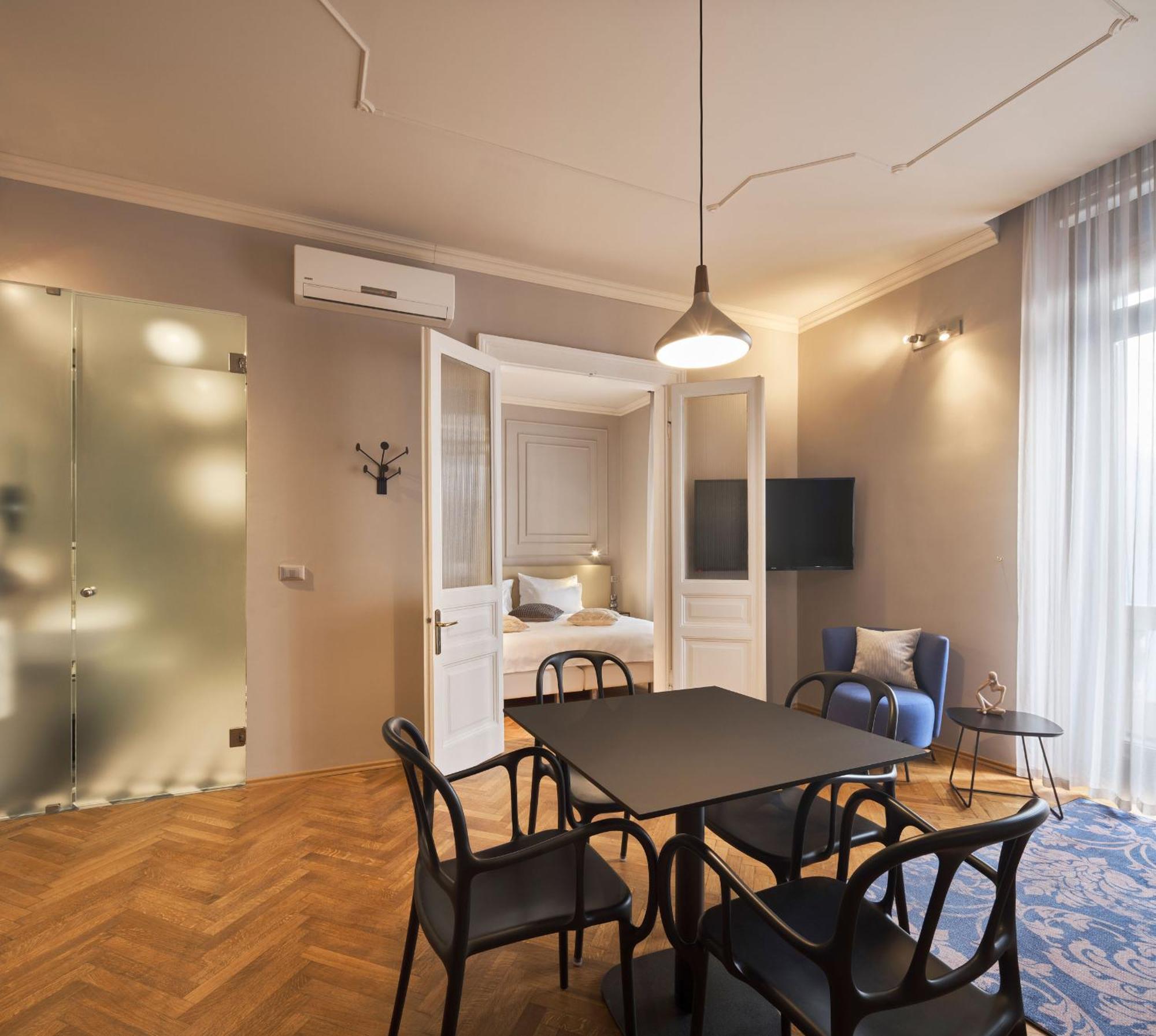 Urbanauts Beletages Sonata Apartment Trieste Bagian luar foto