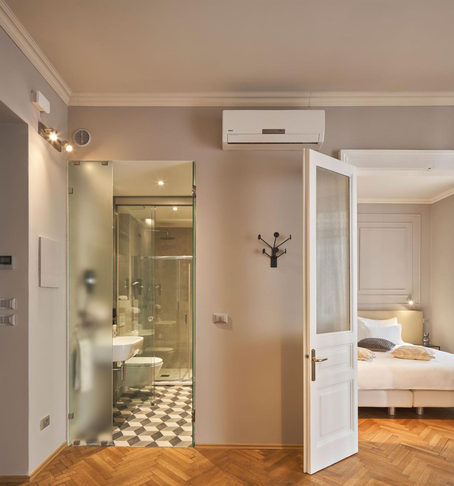 Urbanauts Beletages Sonata Apartment Trieste Bagian luar foto